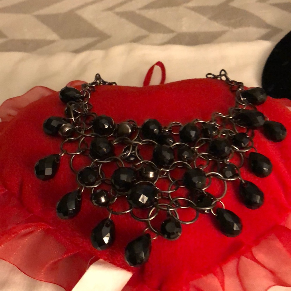 Necklace - Picture 2 of 3